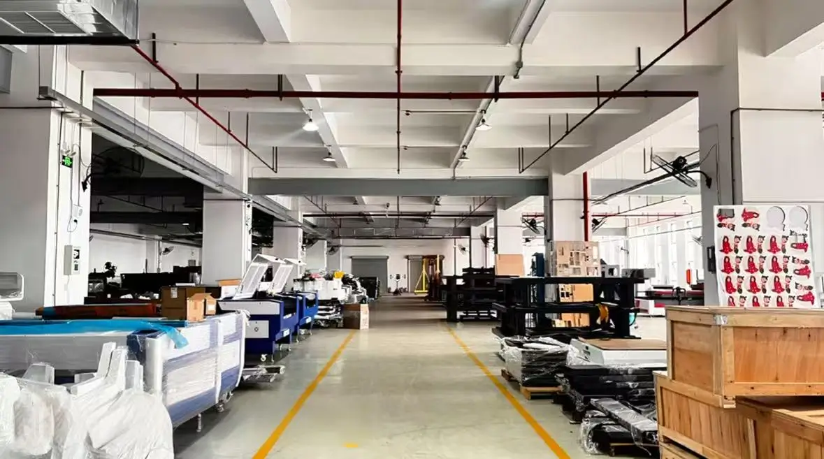 co₂ laser cutting machine production line 3